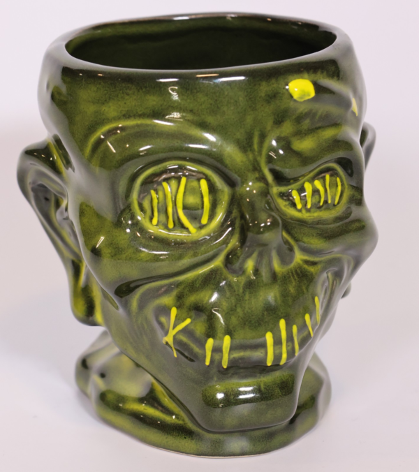 Disney SHRUNKEN ZOMBIE HEAD Tiki Mug from Trader Sam's Grog Grotto 1st Edition